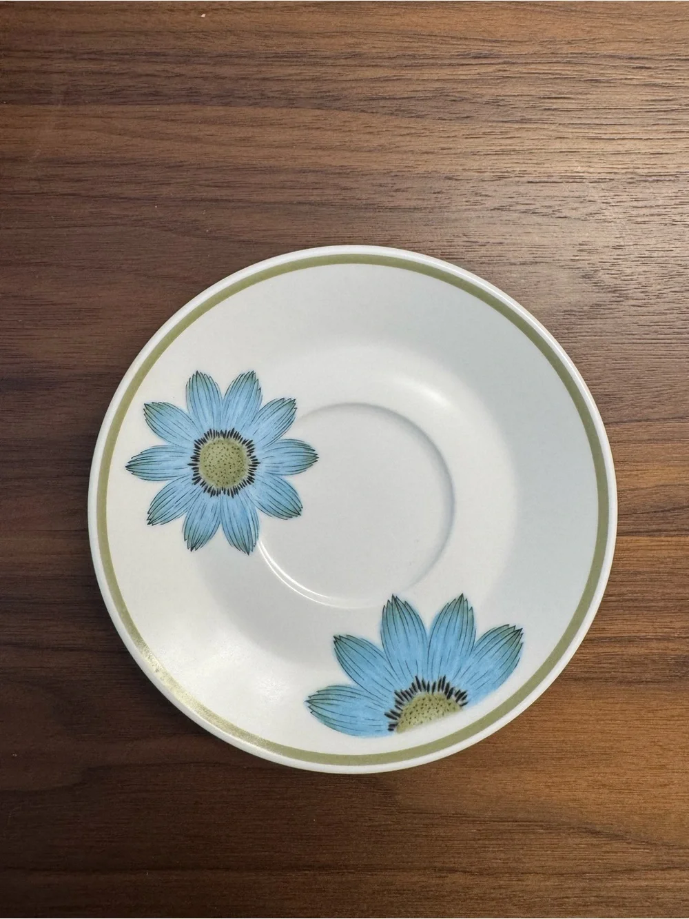 Noritake Daisy Dinnerware Set